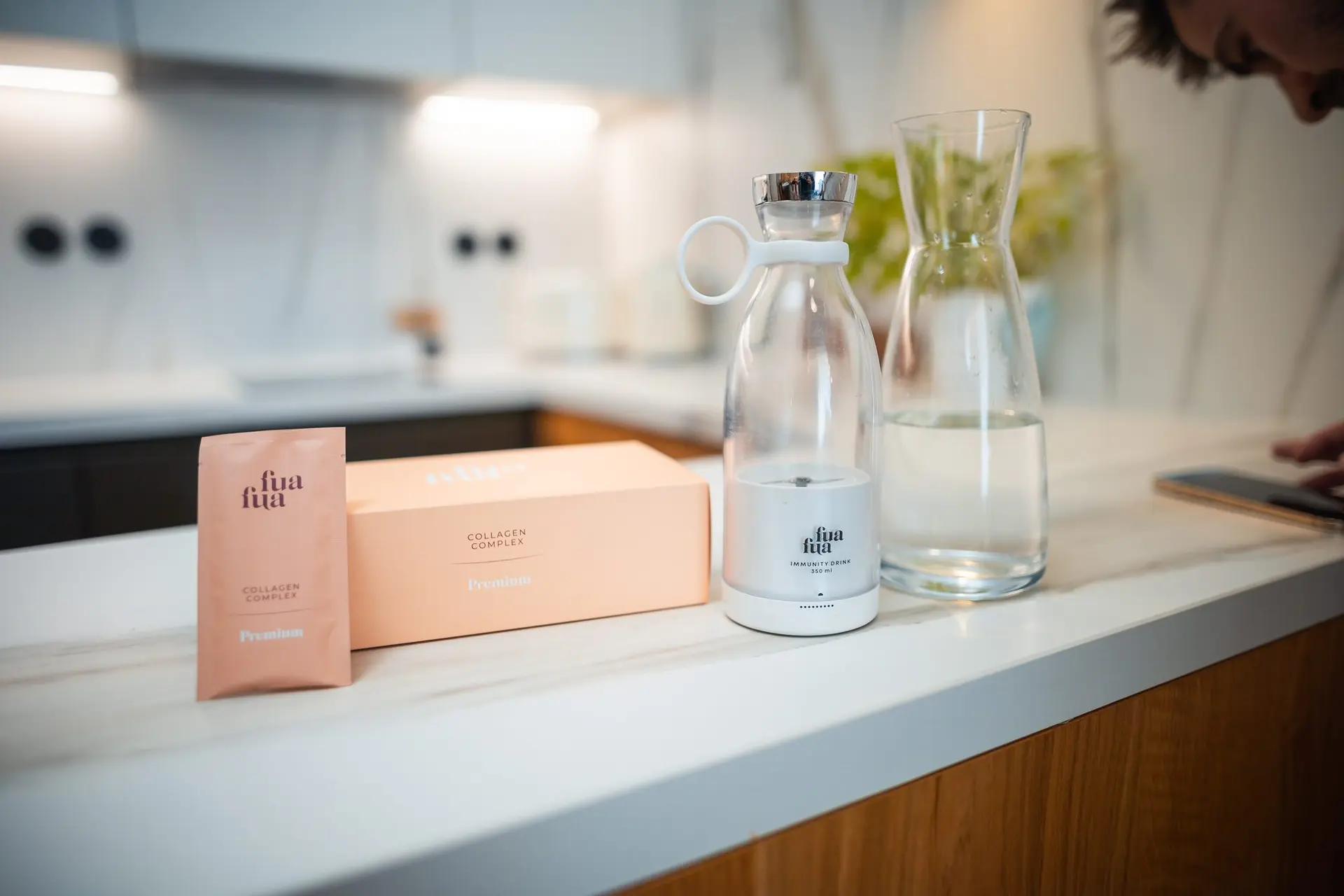 Kompletní produktová řada Fuafua Collagen Complex na kuchyňské lince